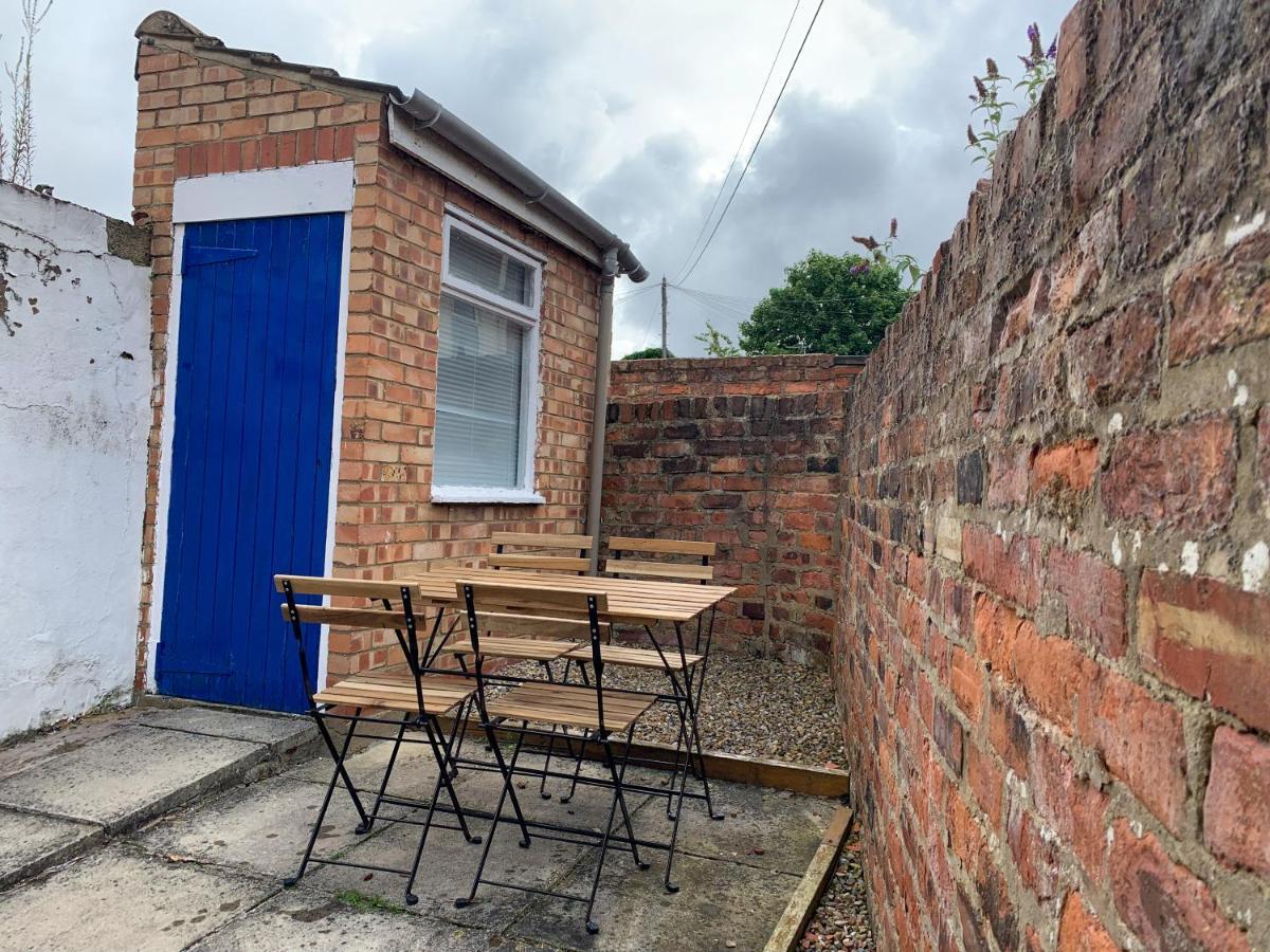 Lodge The Warwick - Quaint Victorian With Free Parking