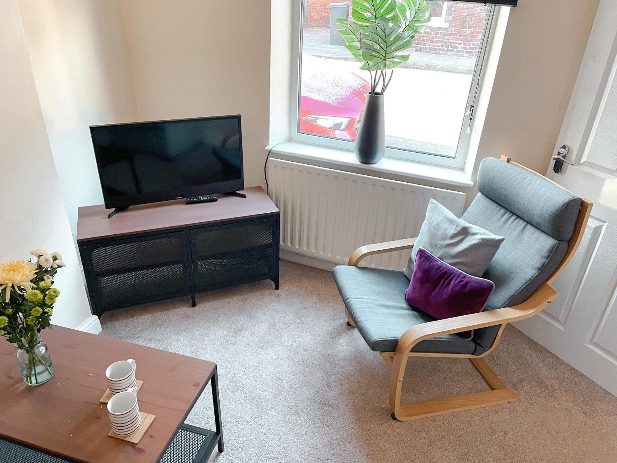Lodge The Warwick - Quaint Victorian With Free Parking *