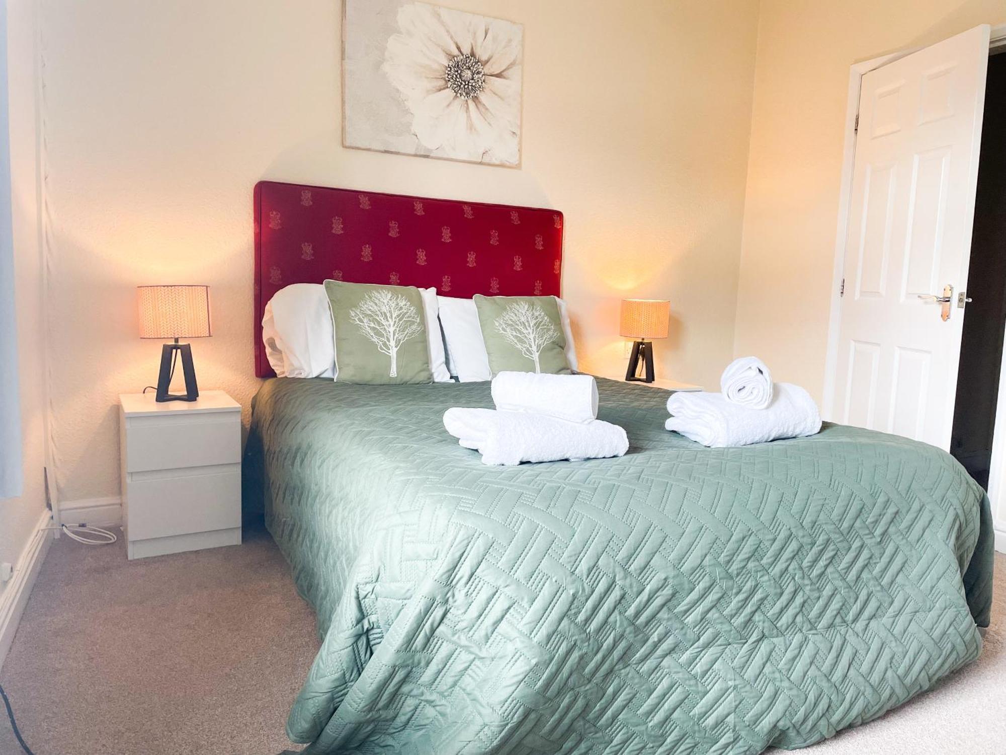 Lodge The Warwick - Quaint Victorian With Free Parking *