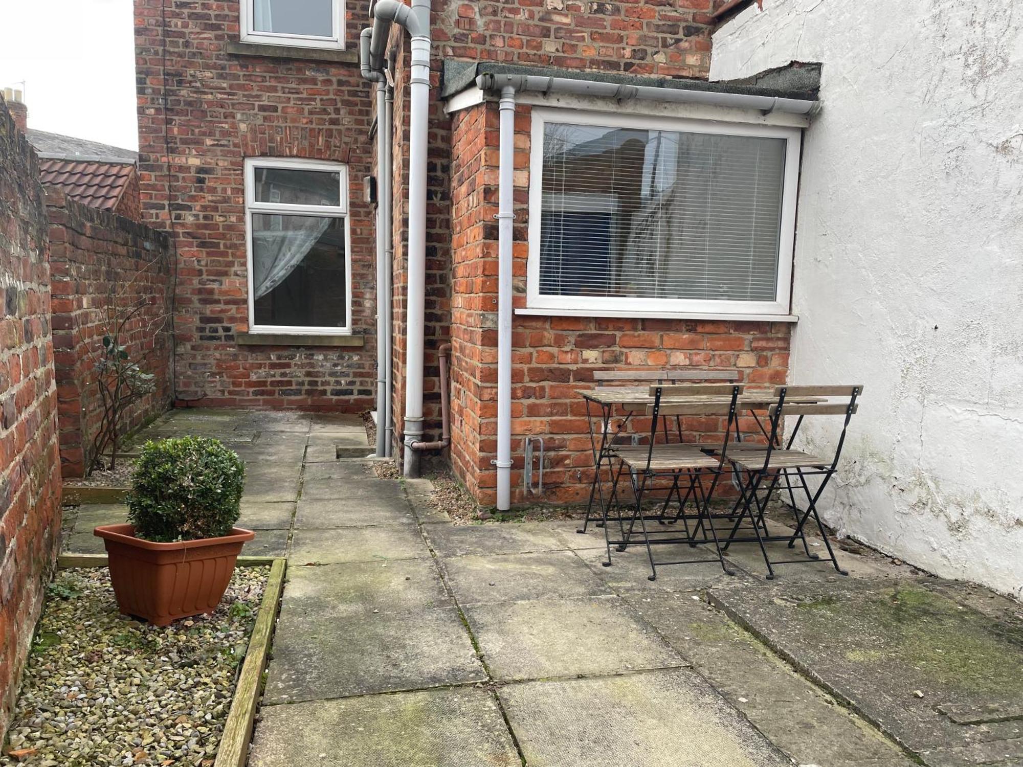 The Warwick - Quaint Victorian With Free Parking *